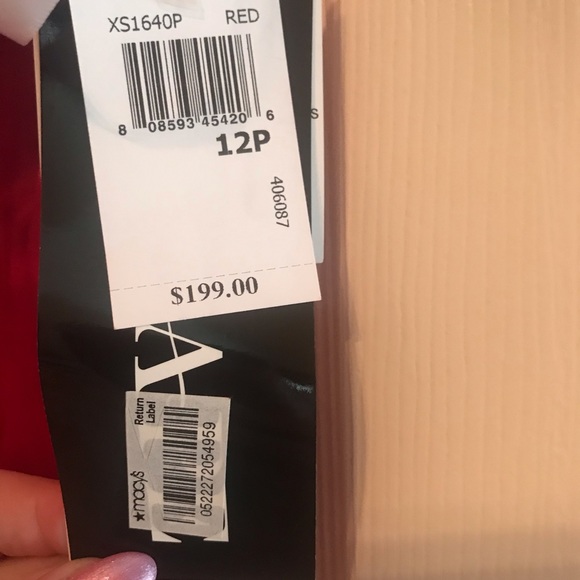 Xcape Dress - Picture 5 of 6